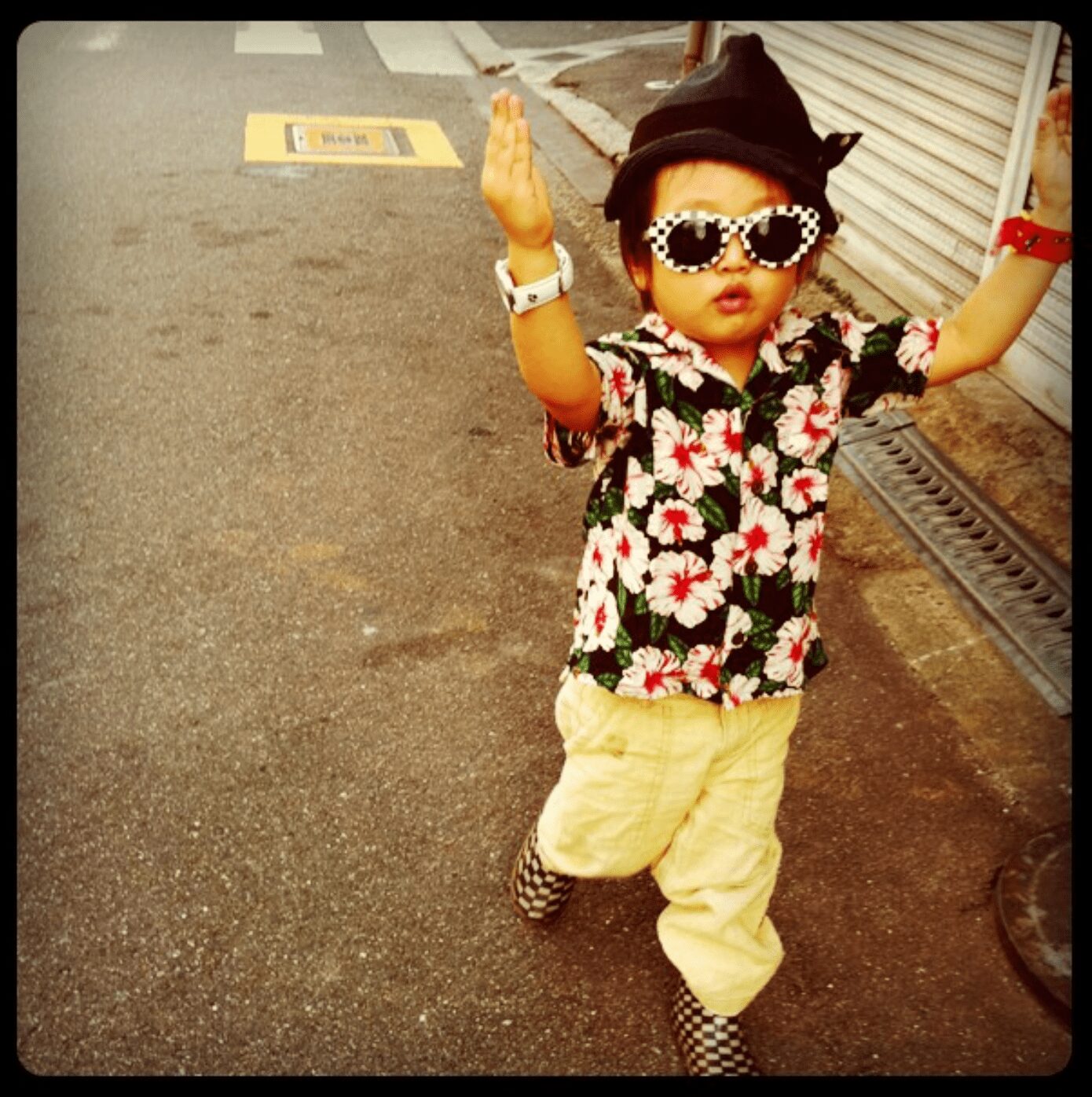 ACCESSORY…